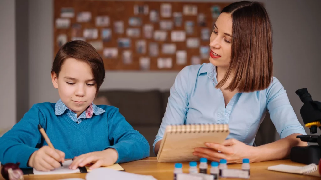 mom teaching her kid