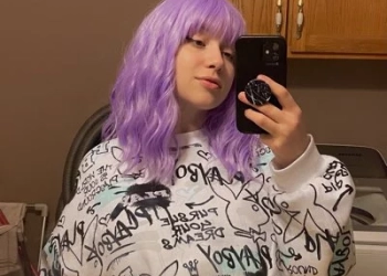 UWU Captain 666 taking selfie