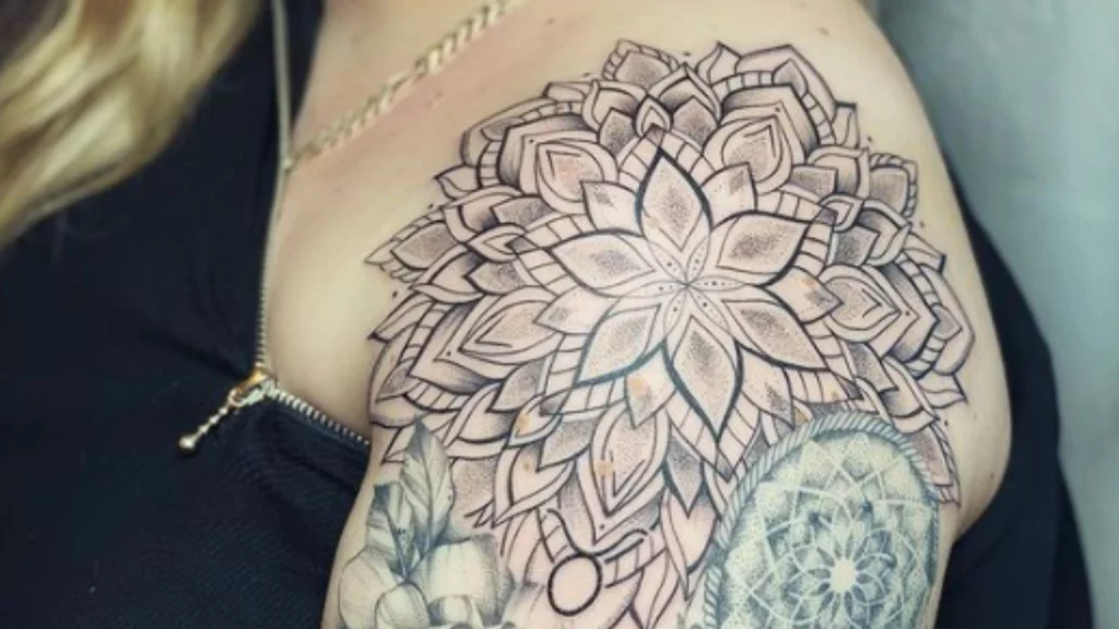 Mandala Shoulder Design