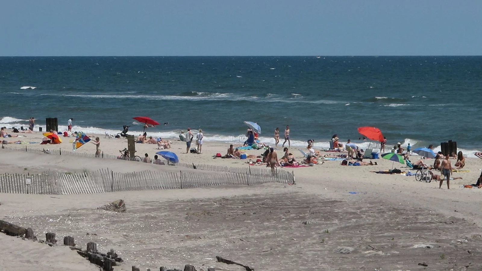 Visitors chilling on the Fort Tilden beach. 