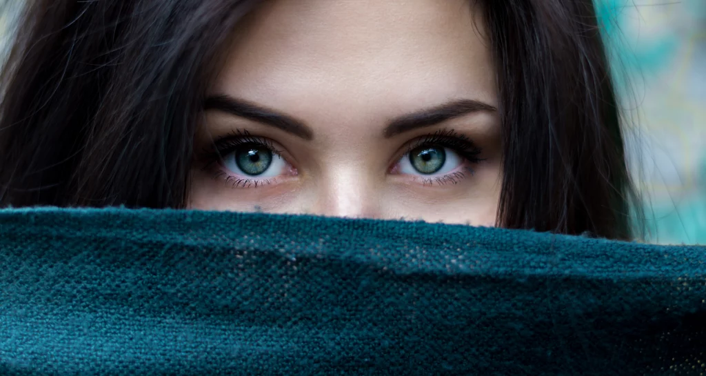 a women's eyes