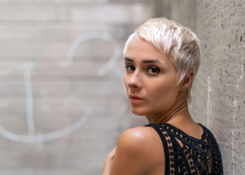 a women in black top