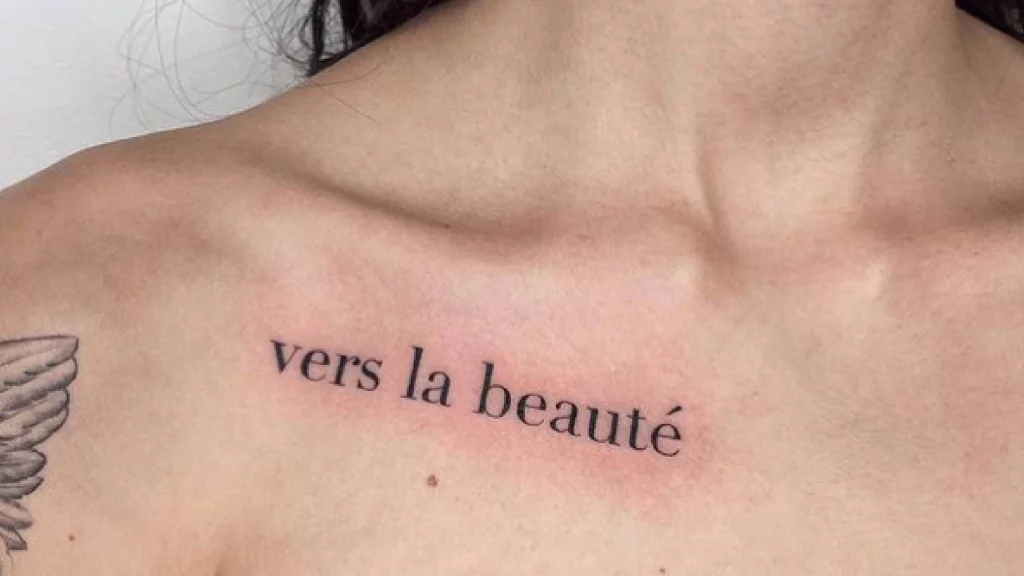 font tatoo near shoulder