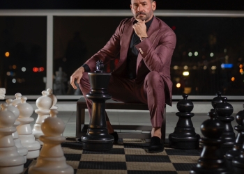 DERIK FAY: THE BILLION-DOLLAR BUILDER NO ONE TALKS ABOUT — Inside the Silent Empire Creating 30+ Companies, Real Power, and Generational Impact